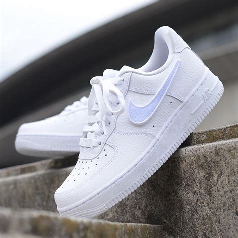 shoes like Nike Air Force 1